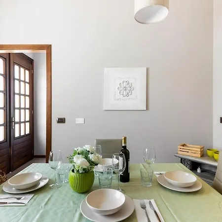 “casa Moderna Con Parcheggio Privato” Appartement