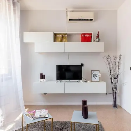 Appartement “casa Moderna Con Parcheggio Privato” *