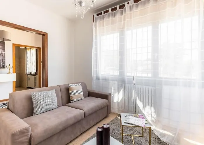 “casa Moderna Con Parcheggio Privato” Apartman *